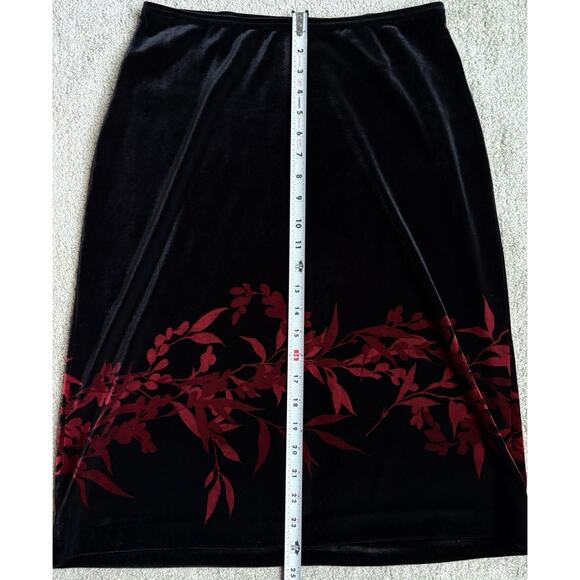 LOFT Floral Velvet Midi Skirt Black Red Holiday Whimsigoth Dark Romantic Fairy M - Picture 11 of 11